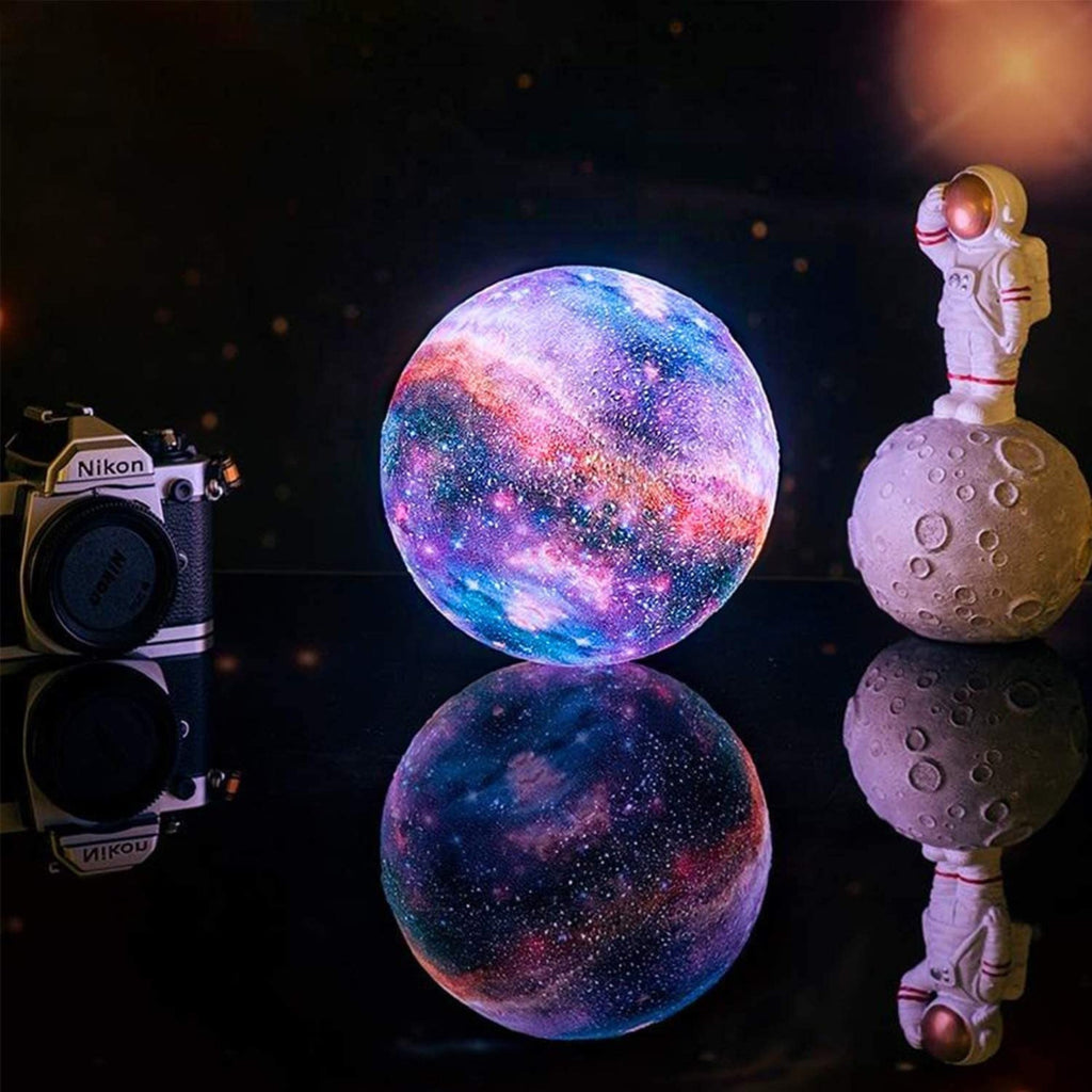 Galaxy Moon-lampa - LED-nattlampa med träställ