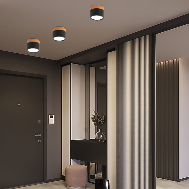 LED-Downlight Rund Ytmonterad Takspotlight Med Cylindrisk Form