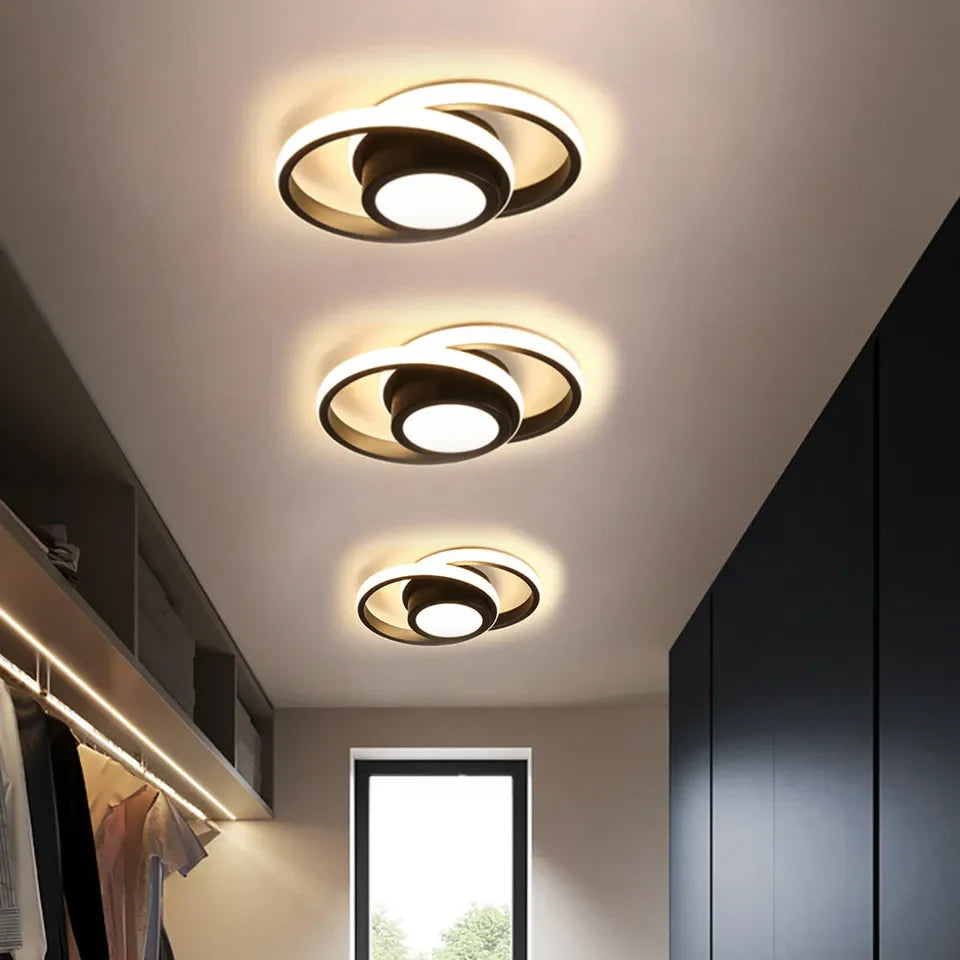 LED-taklampa för utanpåliggande montering - Design med överlappande ringar