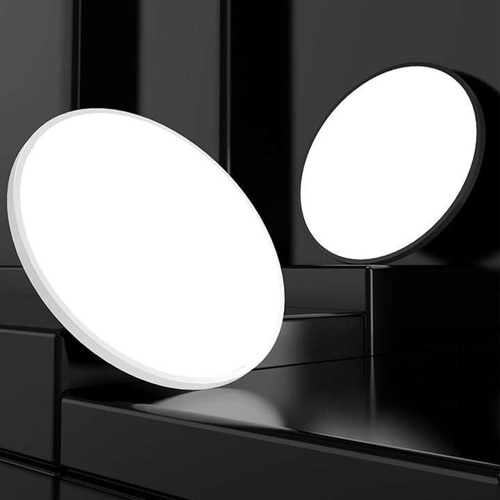 LED-taklampa för utanpåliggande montering - Rund, slimmad panel med metallkant