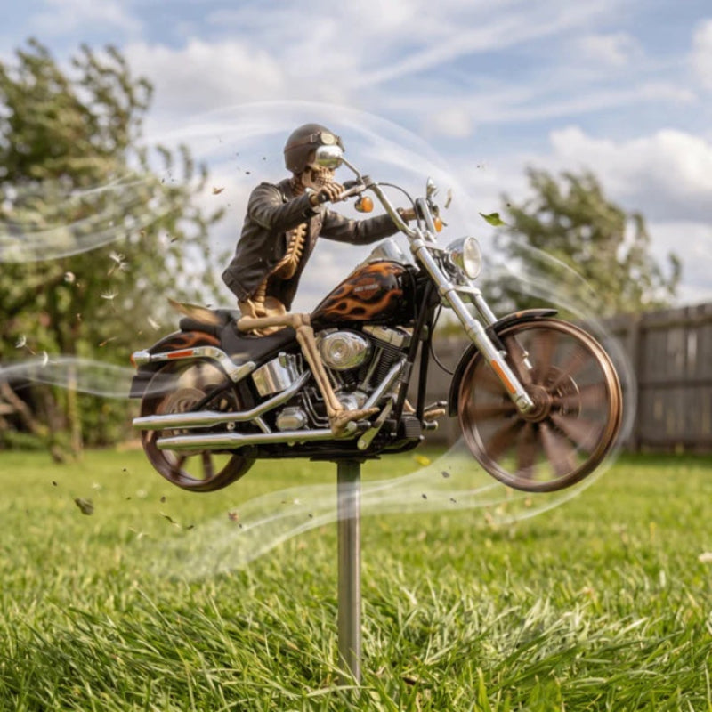 Motorcykelvindspinner – Trädgårdspinne med skelettförare