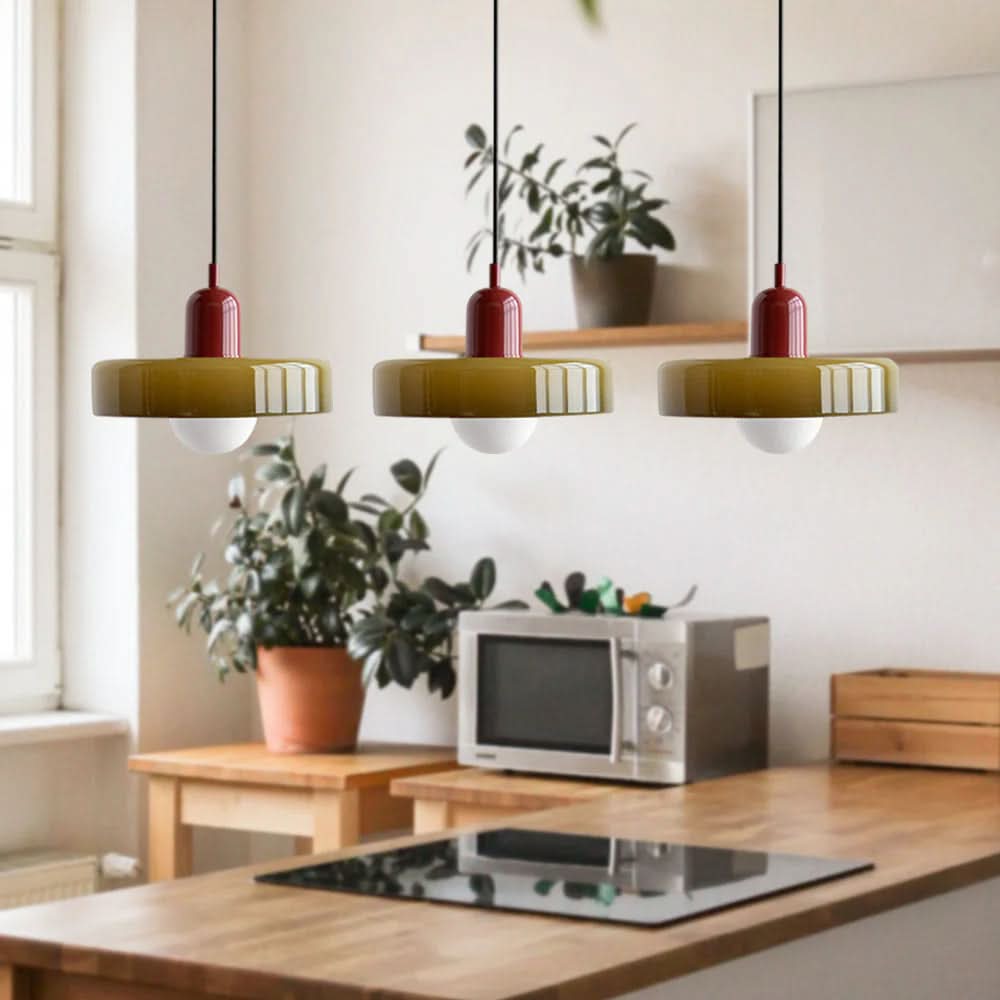 Pendellampa med tvåfärgad glasskärm - Platt skivform med synlig globlampa