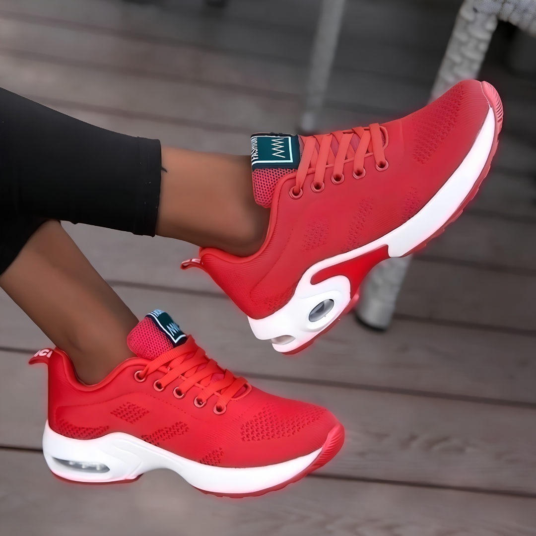 Sneakers för dam med snörning – Stickad ovandel och platåsula
