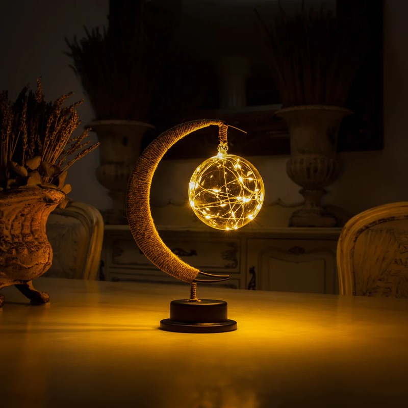 Bordslampa - Månformad - Flera färgvarianter