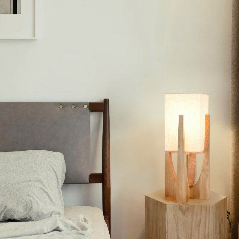 Golvlampa i japansk stil med vertikala trälameller