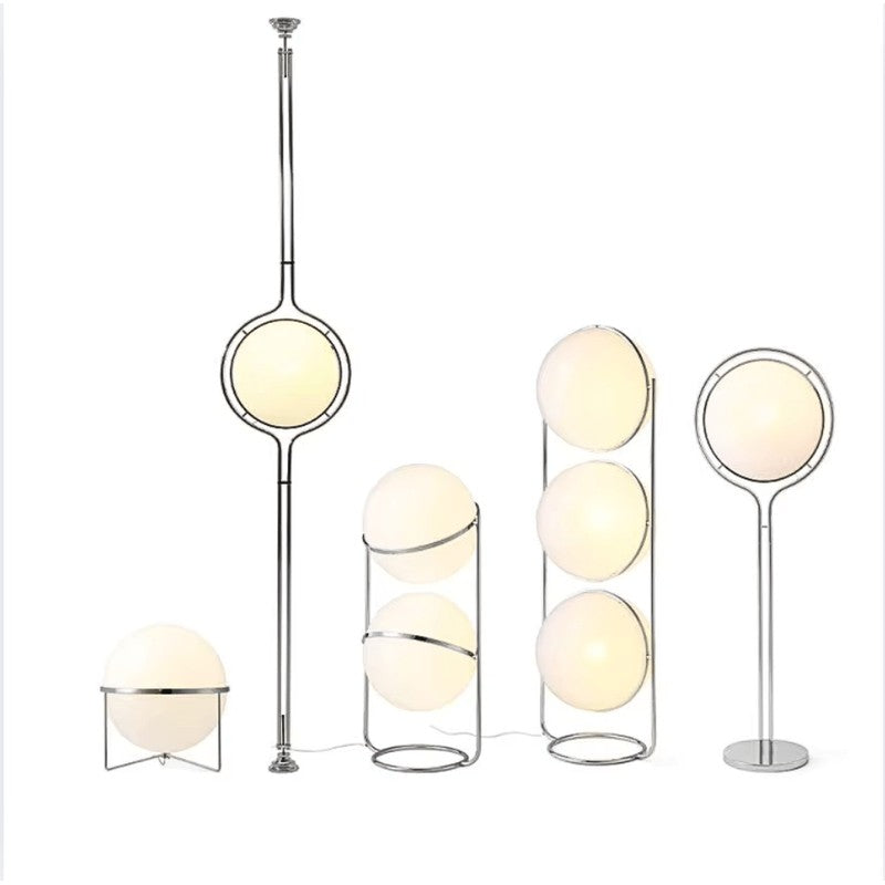 Golvlampa med sfärisk skärm