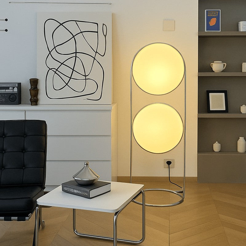 Golvlampa med sfärisk skärm