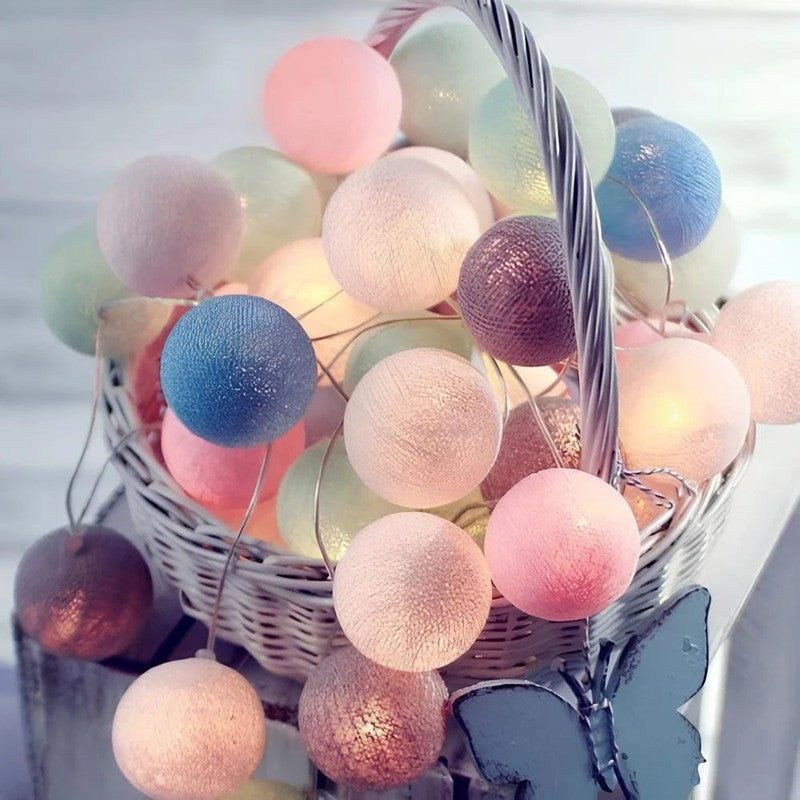Ljusgarland med bomullsbollar - LED-belysning
