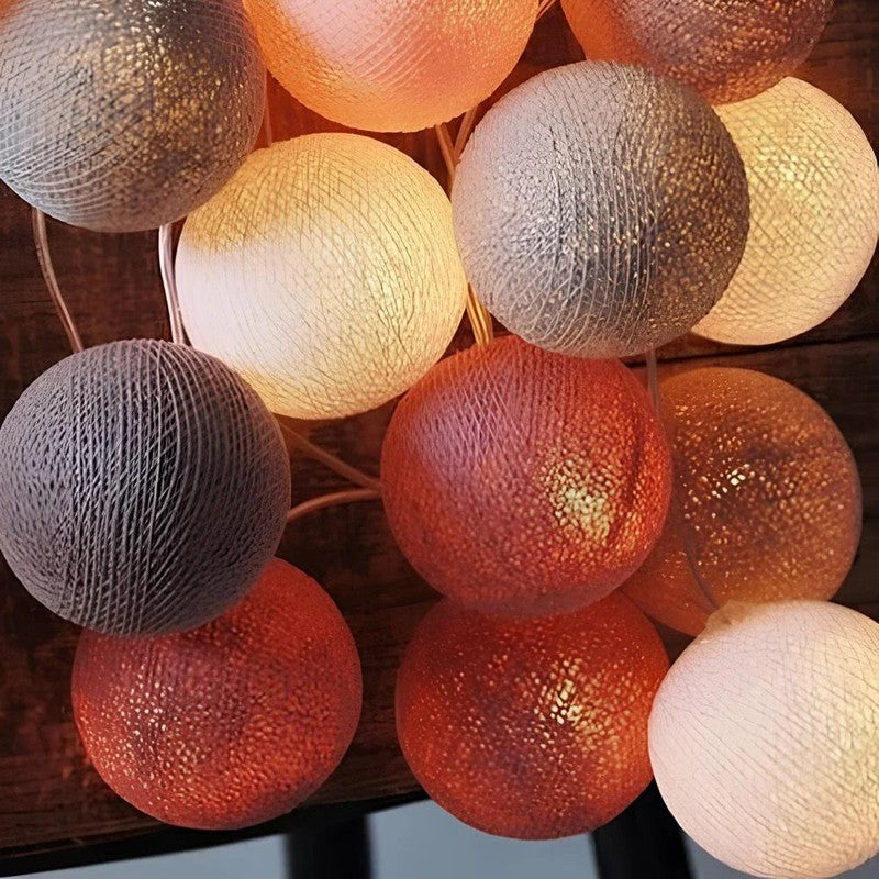 Ljusgarland med bomullsbollar - LED-belysning
