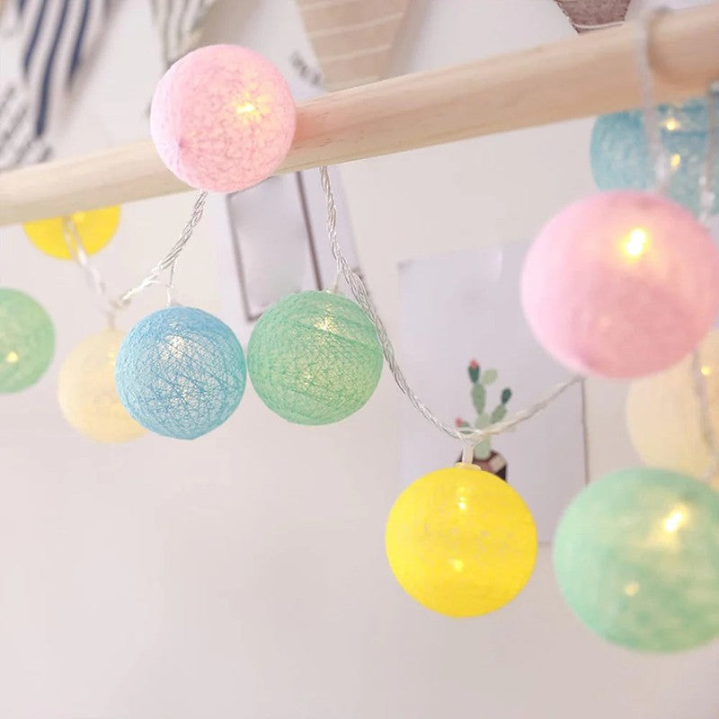 Ljusgarland med bomullsbollar - LED-belysning