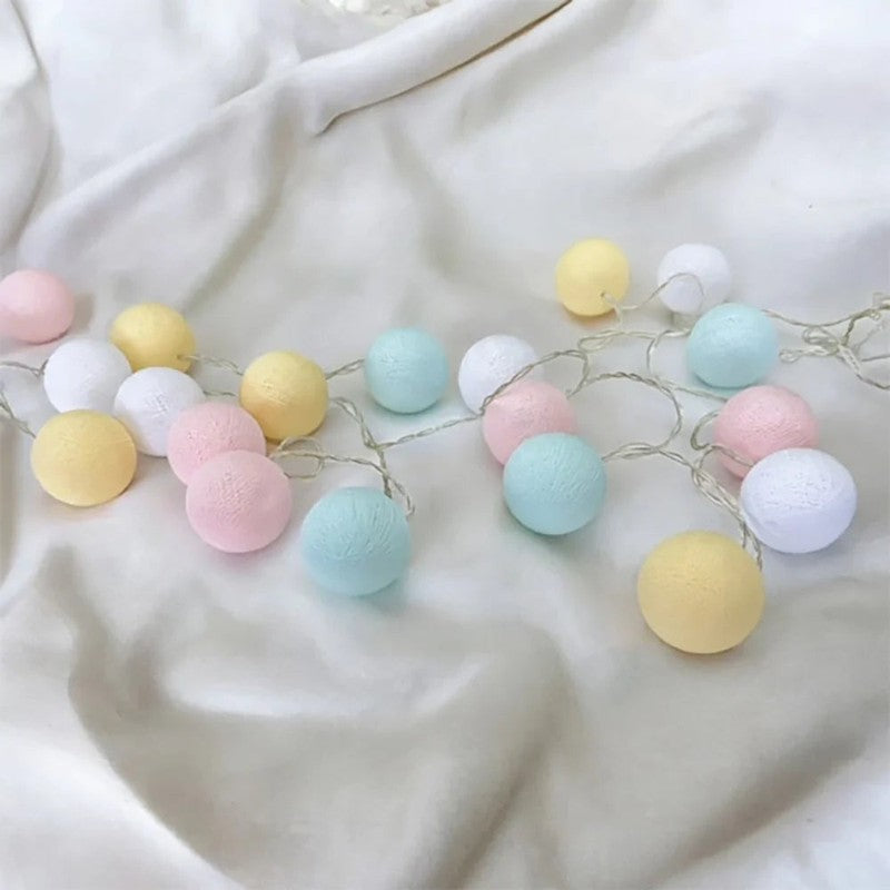 Ljusgarland med bomullsbollar - LED-belysning
