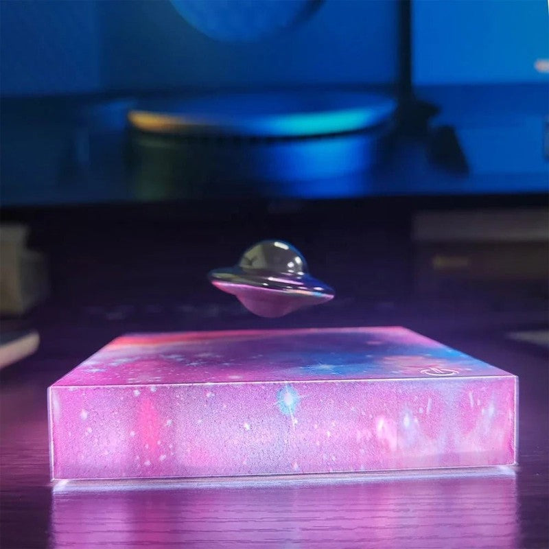 Nattlampa med magnetisk levitation - Rymdskepp-modul
