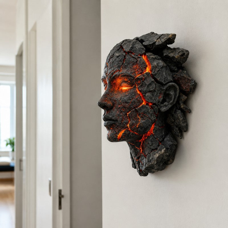Vägglampa - Skulpterat ansikte med LED-belysning