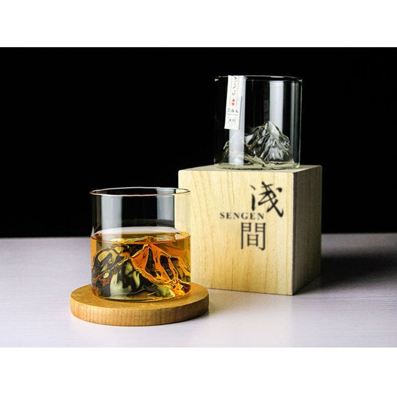 Whiskyglas - Minimalistisk med bergsrelief