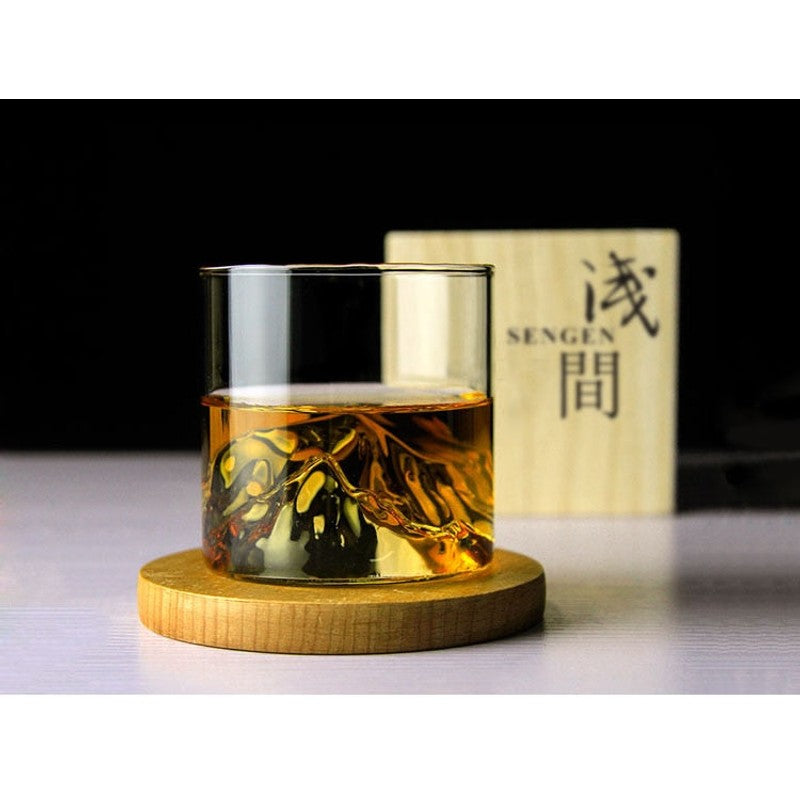 Whiskyglas - Minimalistisk med bergsrelief